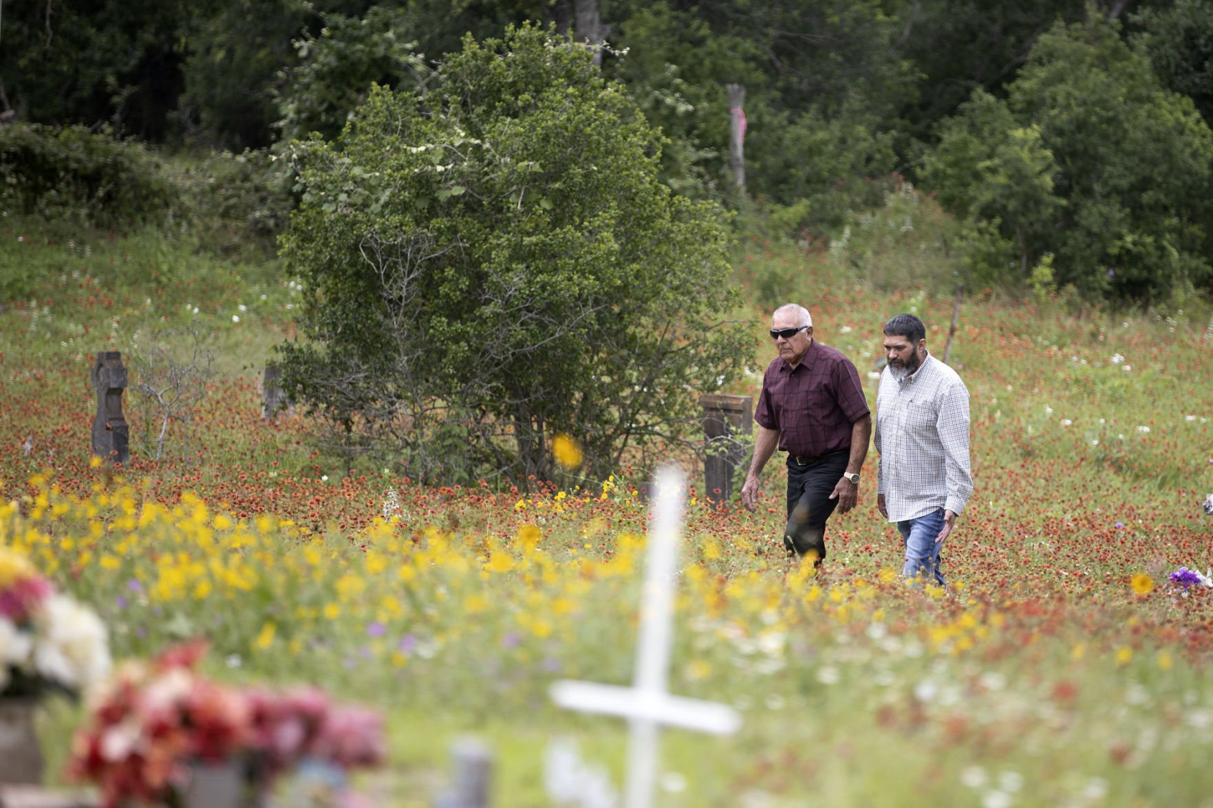 Residents upset after being denied access to Goliad cemetery